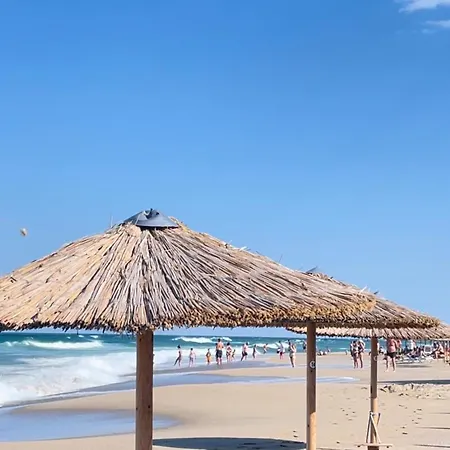 Sea View Penthouse アパート *