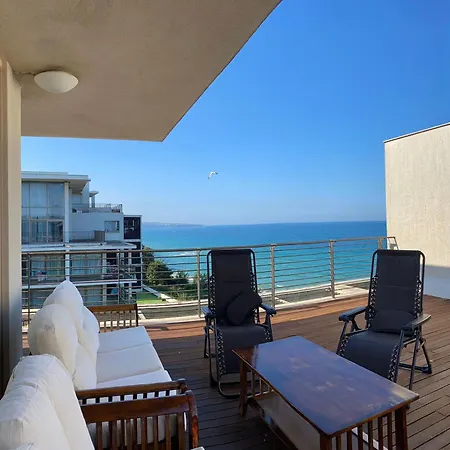 Sea View Penthouse * Obzor